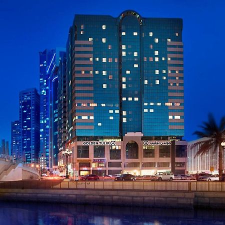 Golden Tulip Sharjah Aparthotel Екстериор снимка